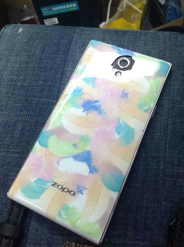 Leaked: First real photos of the Zopo ZP920 are in!