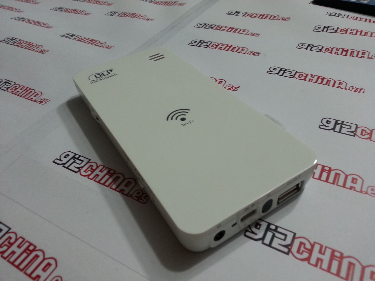 Review: DLP Wifi LED Projector "PicoPro"