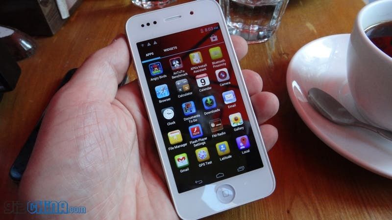 Exclusive: Hero H2000+ iPhone 5 Clone First Impressions