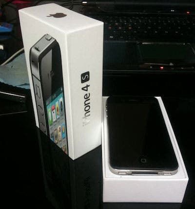 China Unicom To Get iPhone 4S by the end of the year!