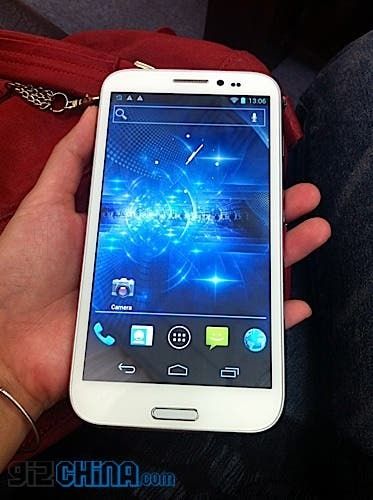 Exclusive first look at the new 5.7 inch Zopo ZP950!