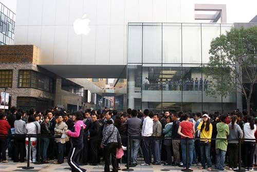 Apple Beijing Selling Refurbished iPhone 4's As New