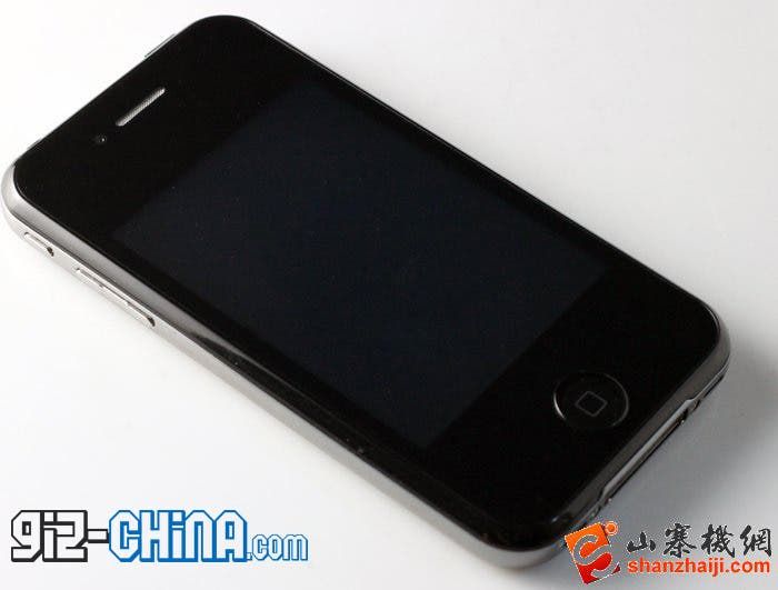 Fake iPhone 5 On Sale in China