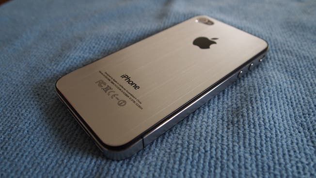 Chinese Apple Shoppers Told iPhone 5 Is Coming Next Month