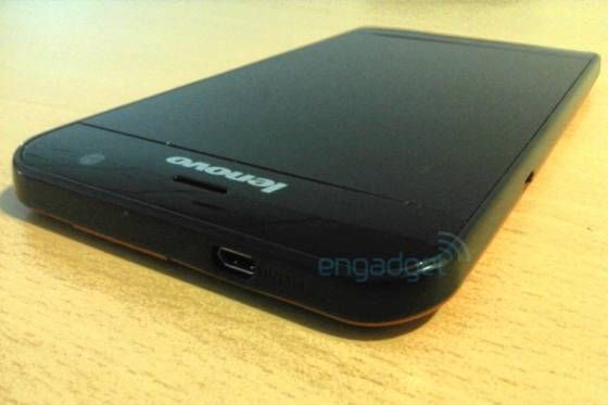 Lenovo's 5-incher Caught on Camera!