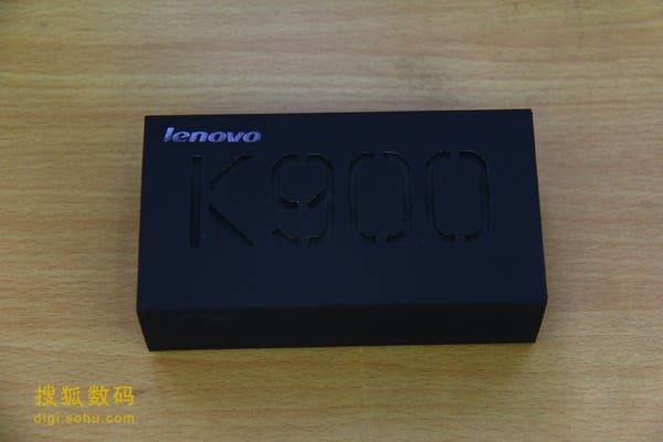 Lenovo K900 Unboxing and hands on photos