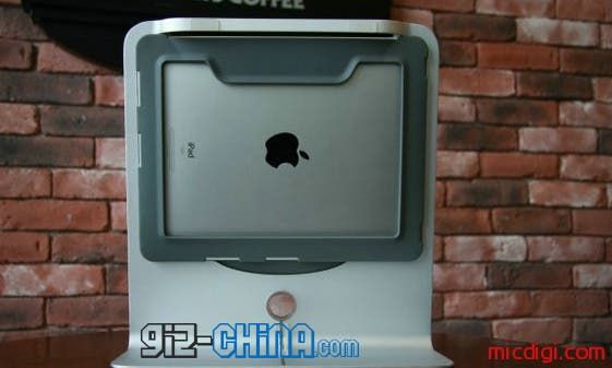 Turn Your iPad into an iMac With This All Alloy Stand