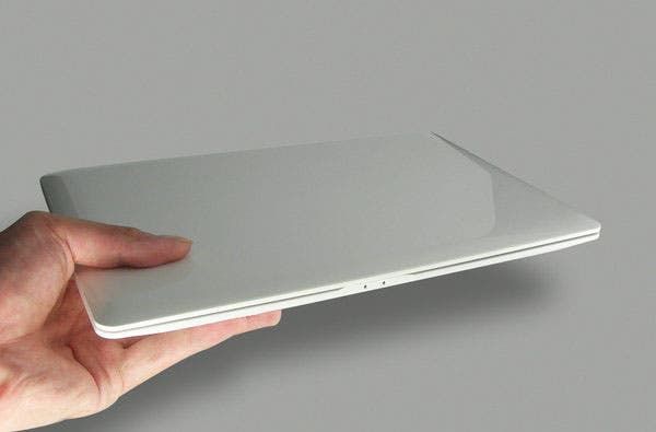 Fake Steve Jobs Introduces Macbook Air Clone
