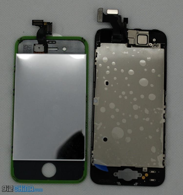 New iPhone 5 side by side with iPhone 4S