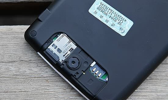 Qi Smartbook U1000 Review