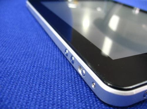 Smart Devices Disappoints Despite Own Book Store