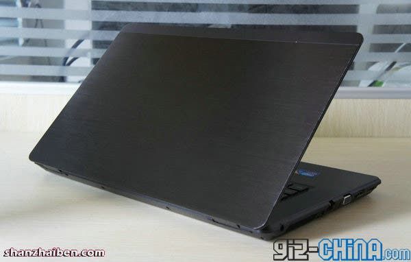Another Super Cheap VAIO Style Laptop Clone