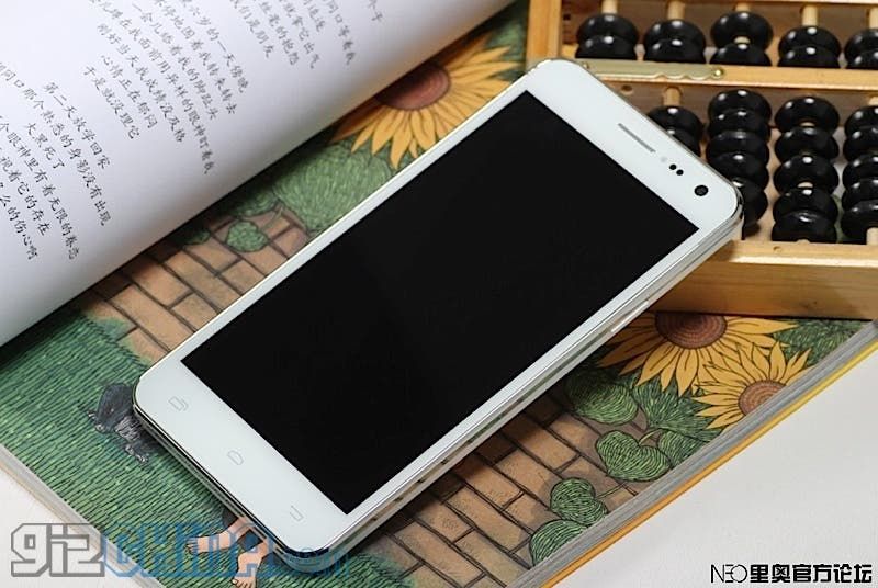 White Neo N003 Photo Gallery