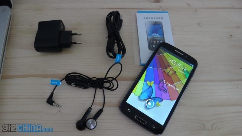 Zopo ZP900 Leader Review Part 1: Unboxing!