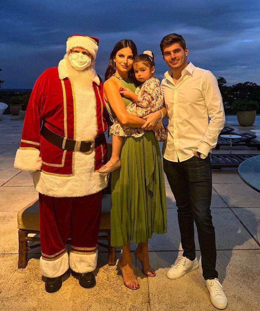 Max Verstappen viert kerst met vriendin Kelly Piquet in Brazilië