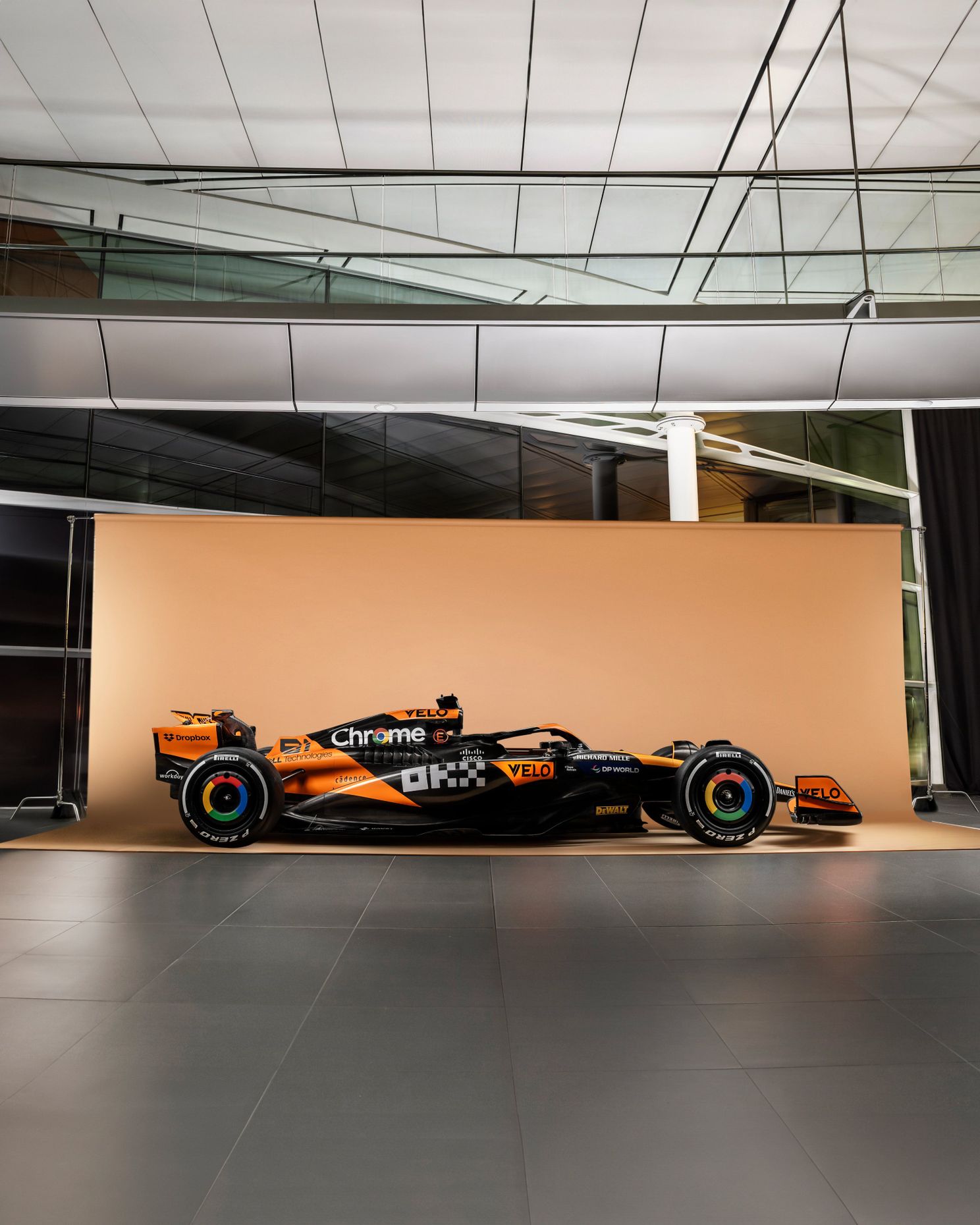 McLaren maakt auto voor 2024 wereldkundig: ontmoet de MCL38
