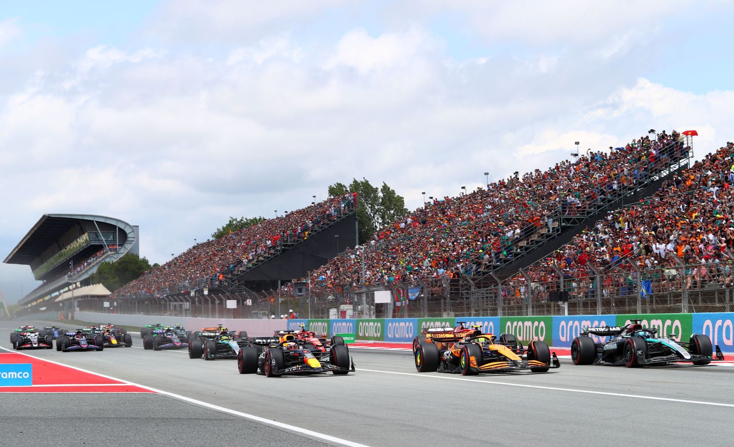 Max Verstappen luidt noodklok na race in Spanje: 'Dit ga ik niet volhouden'