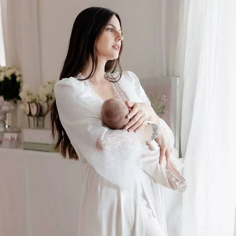Kelly Piquet en dochtertje Lily