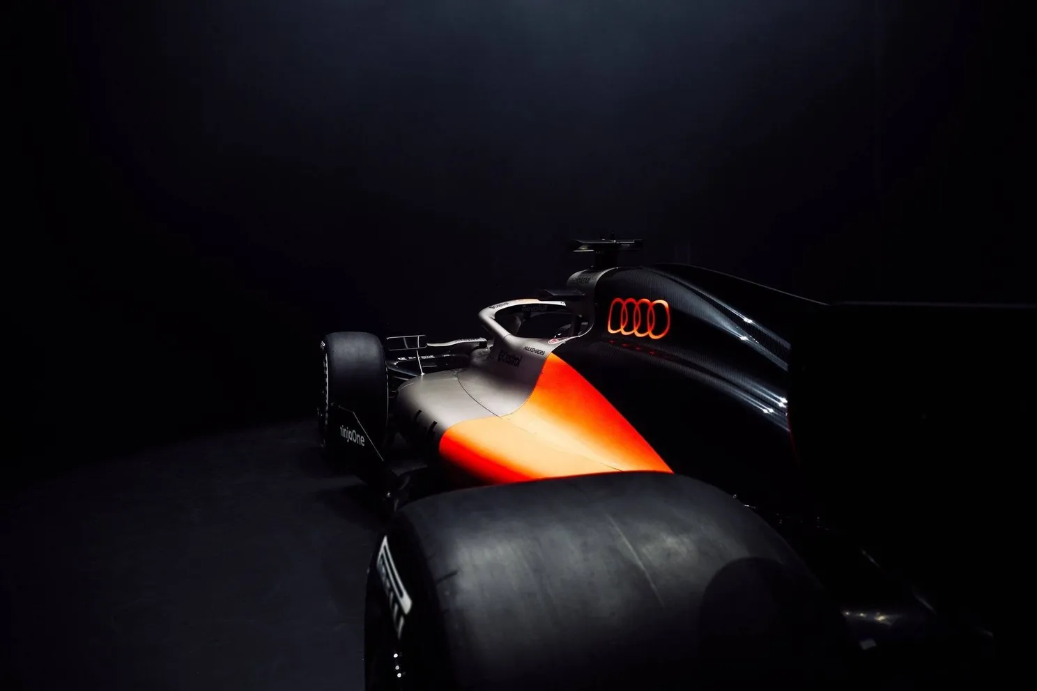 Een close up van de achterkant van de Audi R26, voor het 2026 F1-seizoen