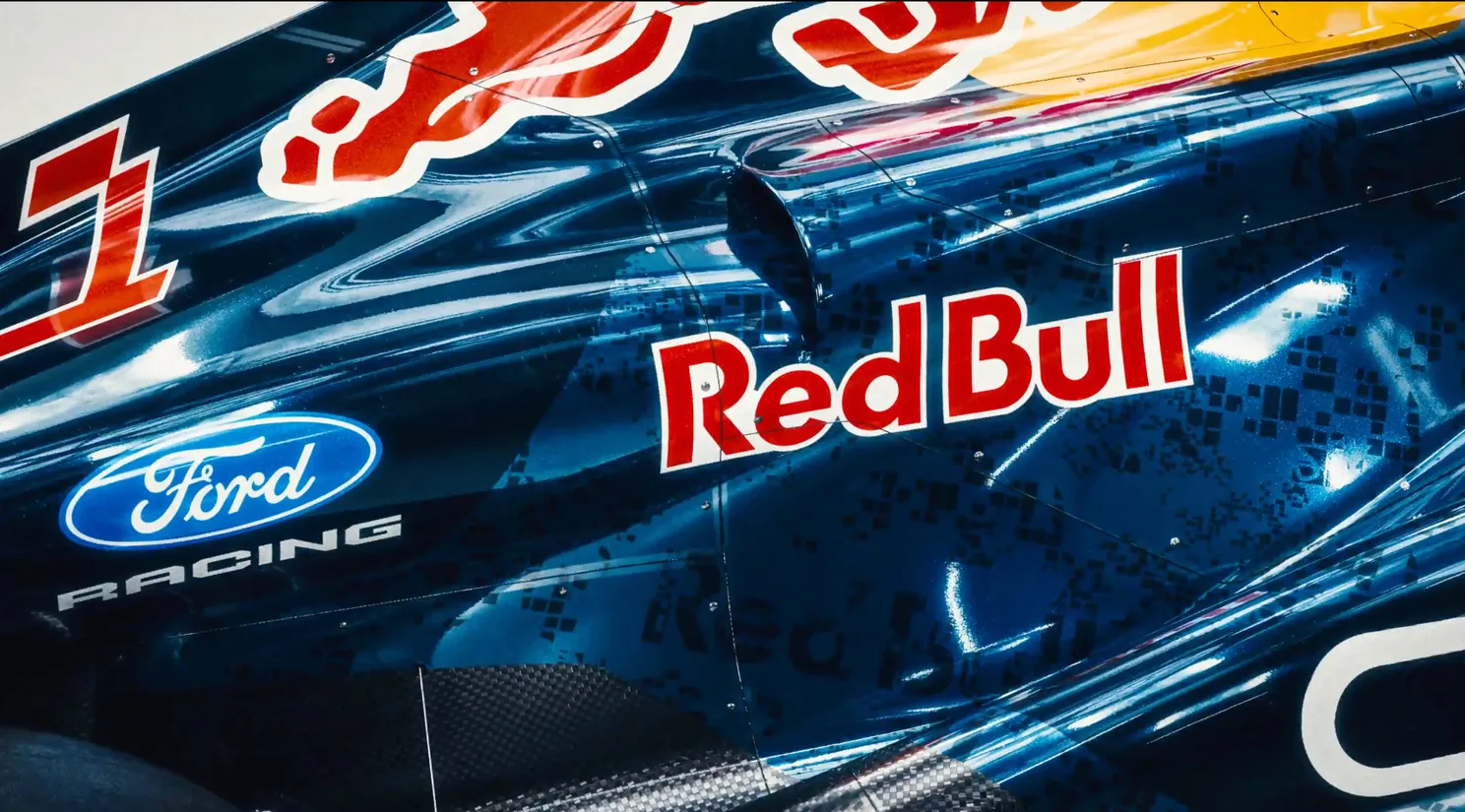 Red Bull Racing steekt de draak met wereldtitel Lando Norris in video met Max Verstappen