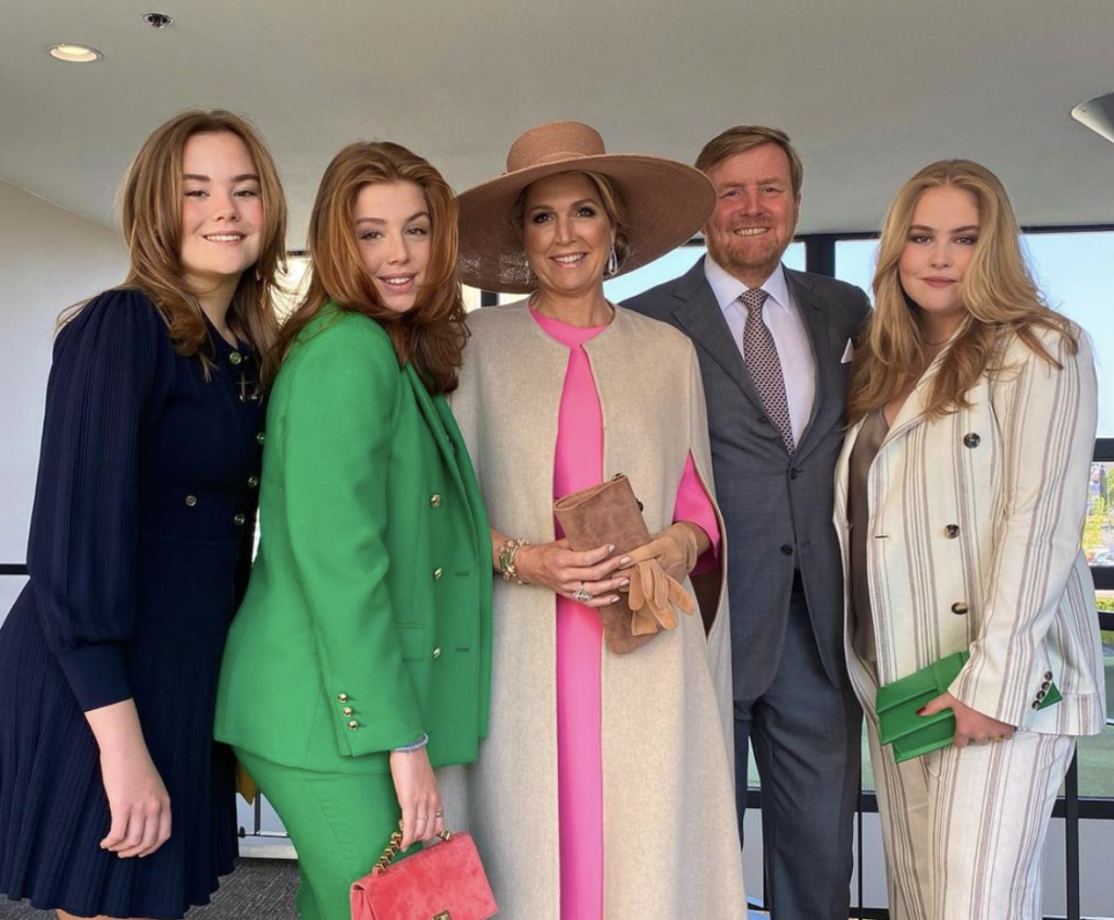 Koninklijke familie boos om gelekte foto van een dronken prinses Amalia