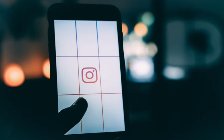 Sarah van Soelen keert terug op Instagram met opmerkelijke foto