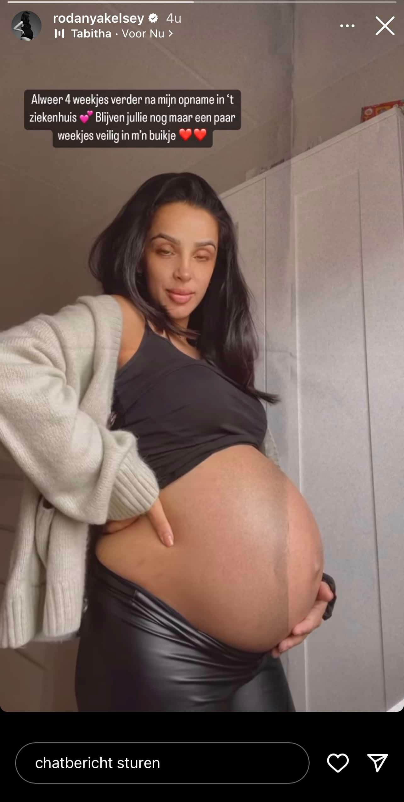 Hoogzwangere Rodanya uit 'Temptation Island' pronkt met haar bolle buik