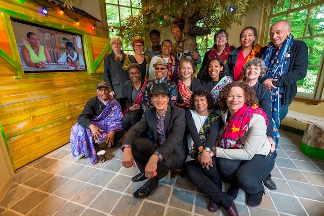 Anansi vertellers NL Openluchtmuseum