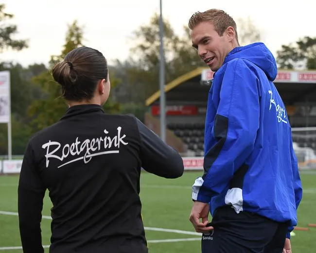 Foto's: FC Twente Vrouwen traint in aanloop naar topper tegen PSV