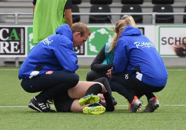 Foto's: FC Twente Vrouwen traint in aanloop naar topper tegen PSV