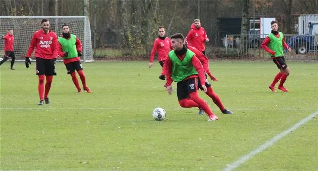 Fotoverslag: FC Twente bereidt zich voor op Ajax-thuis