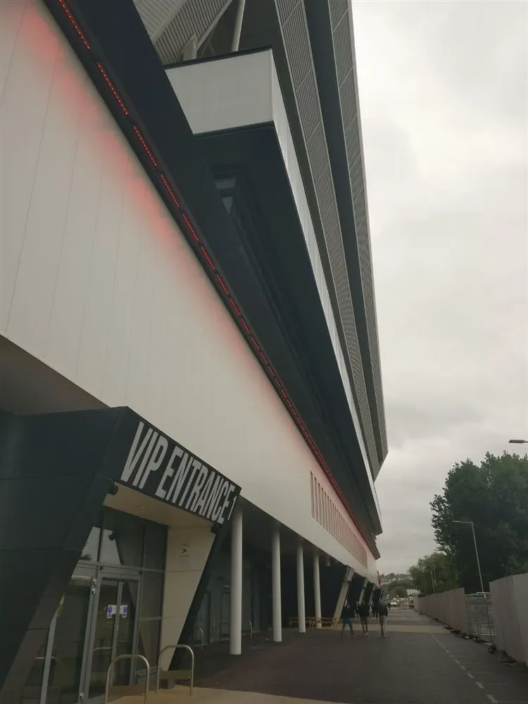 Fotoverslag: Supporters volgen FC Twente naar Bristol City