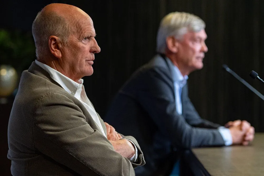 BREAKING: Paul van der Kraan kondigt vertrek aan bij FC Twente