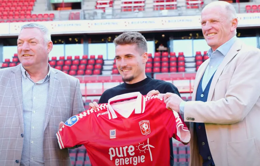 Streuer prijst Sadílek na vertrek: "Champions League heeft hij verdiend"