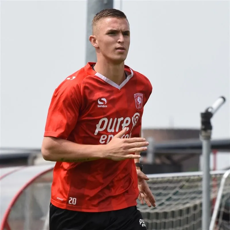 Mokotjo moet eerste groepstraining laten schieten