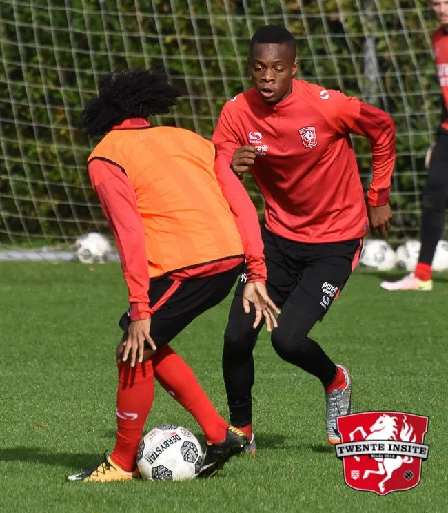 Fotoverslag: Jong FC Twente maakt zich op voor confrontatie met ASWH