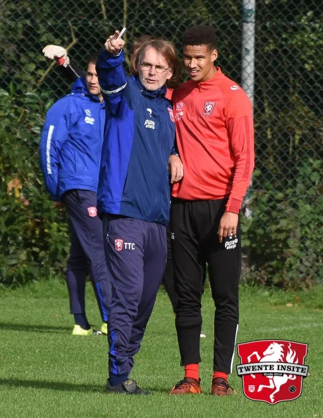 Fotoverslag: Jong FC Twente maakt zich op voor confrontatie met ASWH