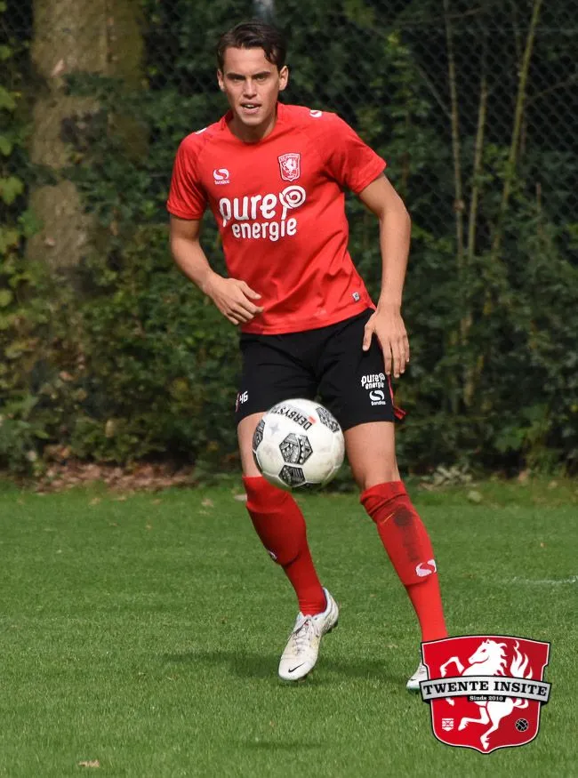 Fotoverslag: Jong FC Twente maakt zich op voor confrontatie met ASWH