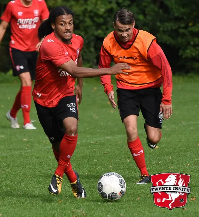 Fotoverslag: Jong FC Twente maakt zich op voor confrontatie met ASWH