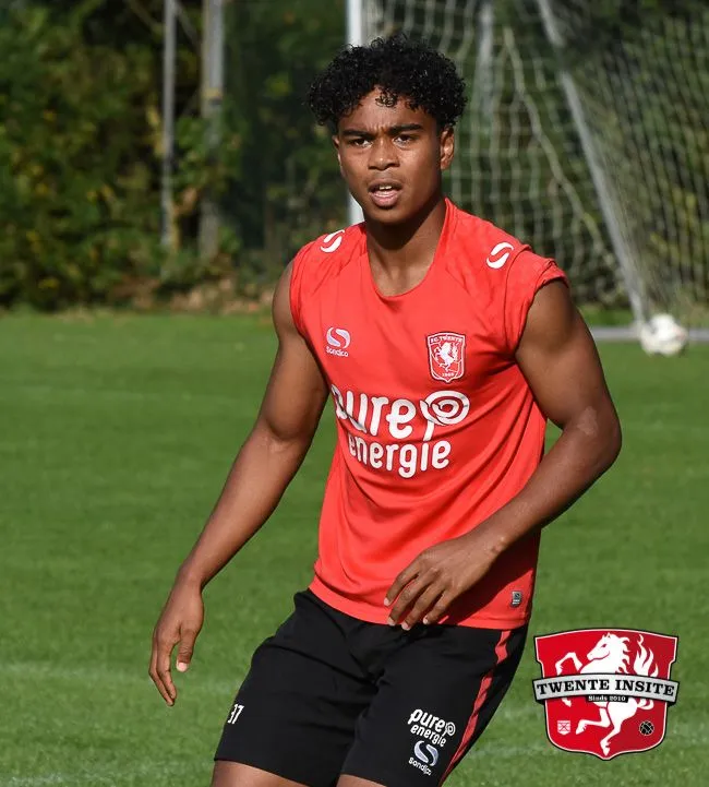 Fotoverslag: Jong FC Twente maakt zich op voor confrontatie met ASWH