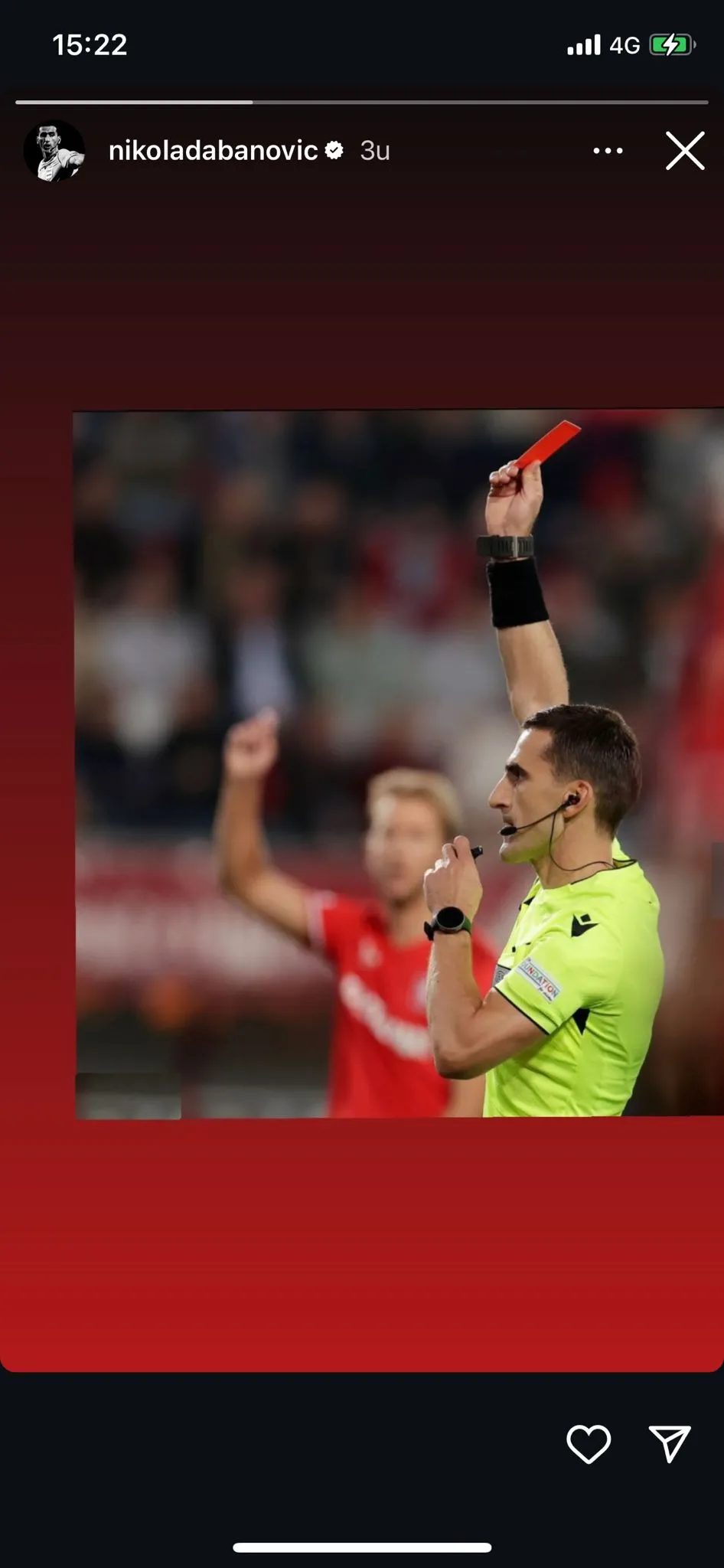 Bizar: Falende scheidsrechter post op Instagram foto van rode kaart Unnerstall