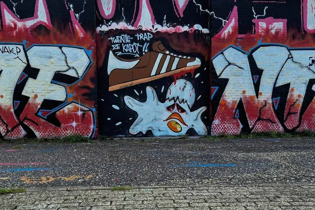 graffiti-fc-twente-heracles-2025