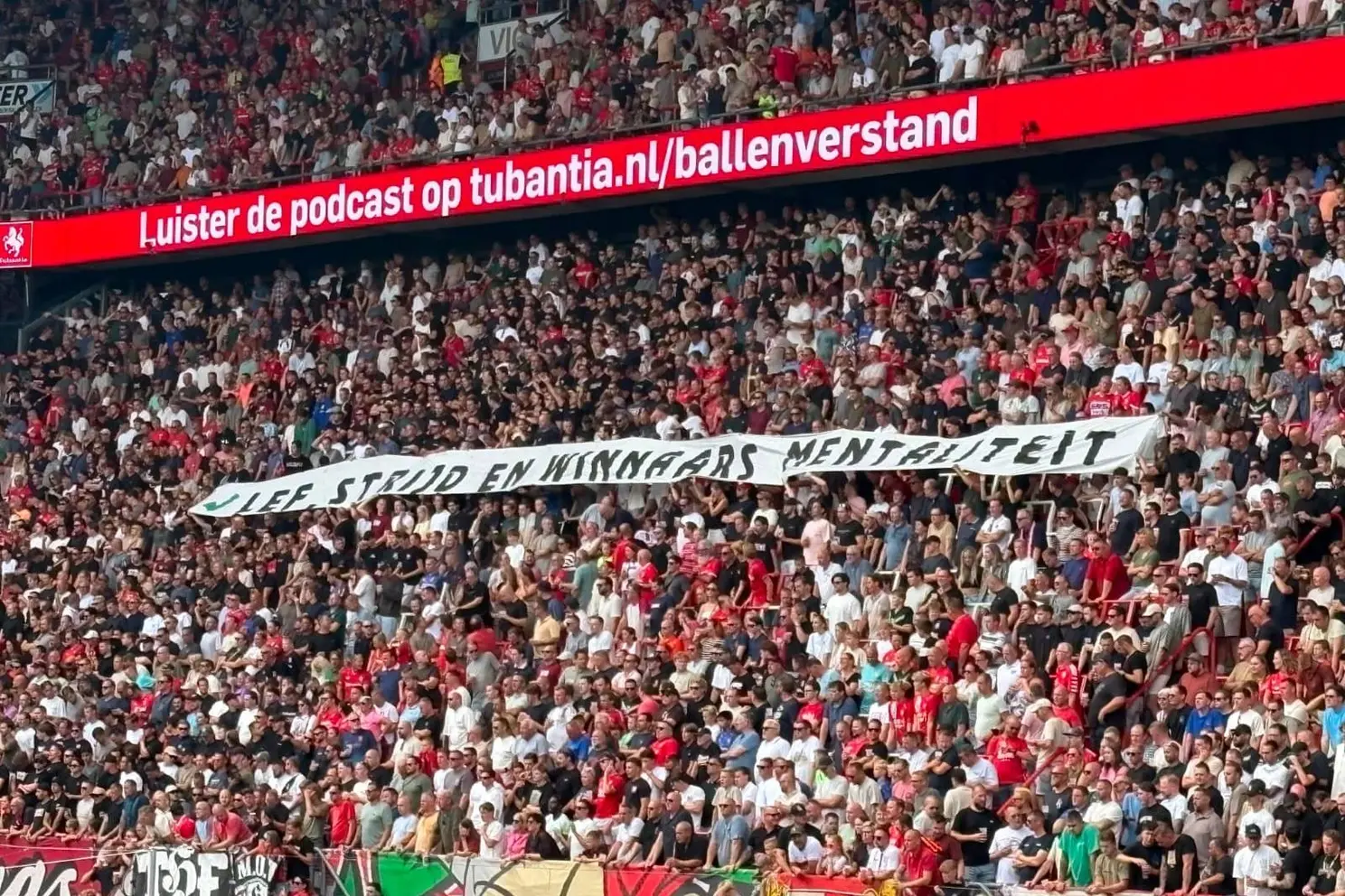 Spandoek-Vak-P-FC-Twente-PEC-Zwolle