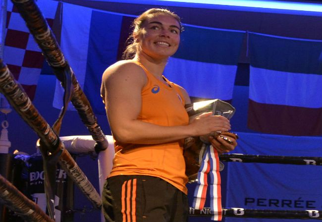 WK Boksen: Nouchka Fontijn bereikt kwartfinales