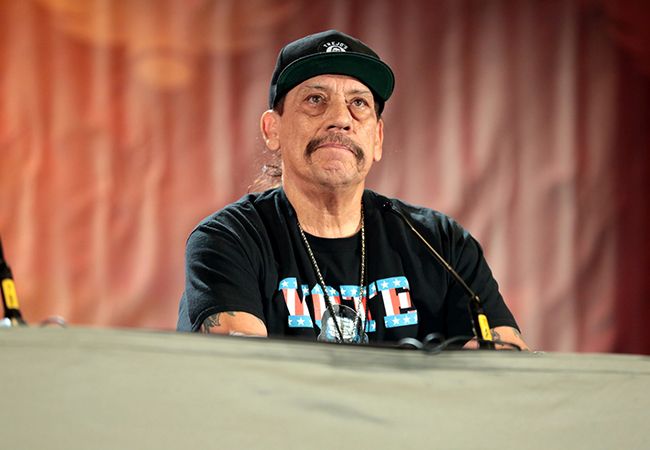 Acteur Danny Trejo zet eerste stappen in de vechtsport