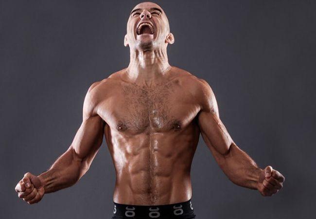 Marlon Moraes accepteert korte-termijngevecht tegen Aljamain Sterling voor UFC Fresno