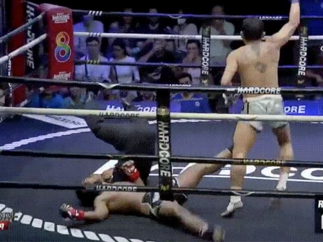 ? VIDEO: Thaiboks scheidsrechter doet knock-outje mee