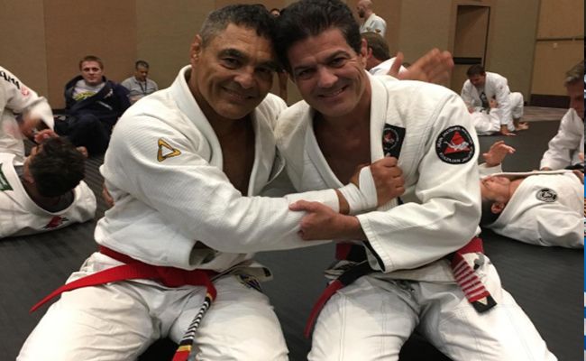Rickson Gracie gepromoveerd tot rode band Jiu Jitsu