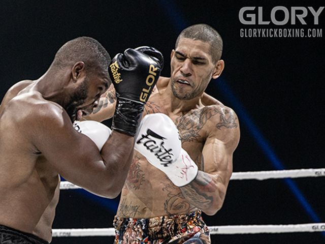 GLORY kampioen Alex Pereira maakt overstap naar de UFC?