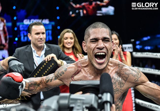 GLORY kampioen Alex Pereira richt zich op 'terugkeer naar MMA'